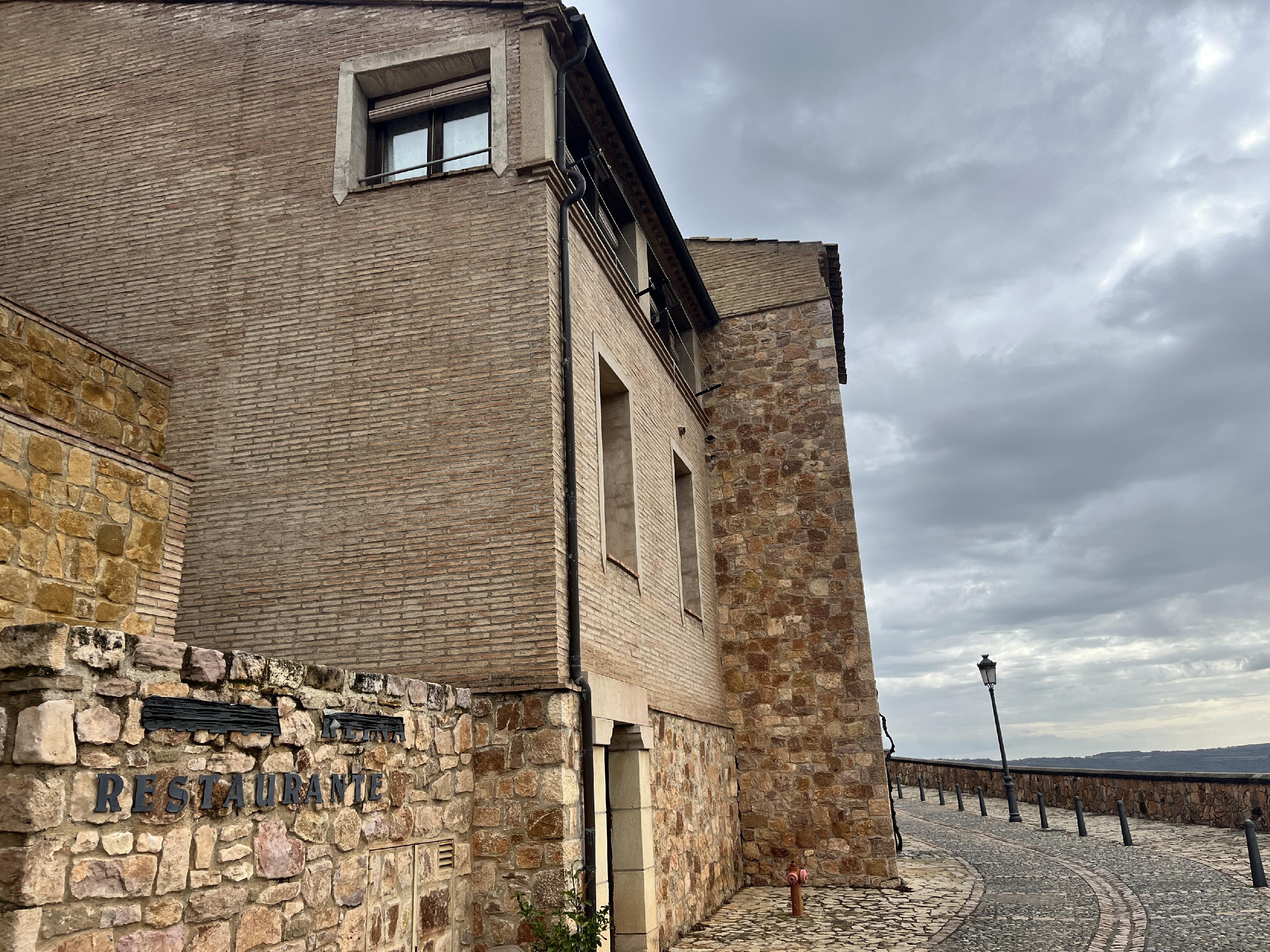 Imagen 15 Casa en venta en Alquézar / Zona Baja de Alquézar, vistas al Sureste.