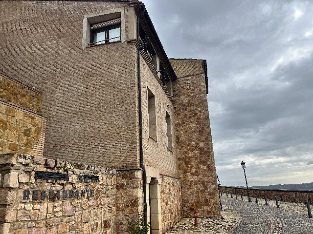 Imagen 15 Inmueble 291574 - Casa en venta en Alquézar / Zona Baja de Alquézar, vistas al Sureste.