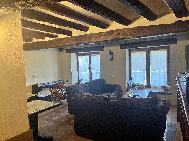 Imagen 3 Inmueble 292143 - Casa en venta en Grado (El) / Casa Turismo Rural. Centro de Artasona.