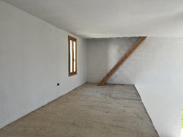 Imagen 13 Inmueble 292458 - Casa en venta en Peraltilla / Carretera Nacional 240 