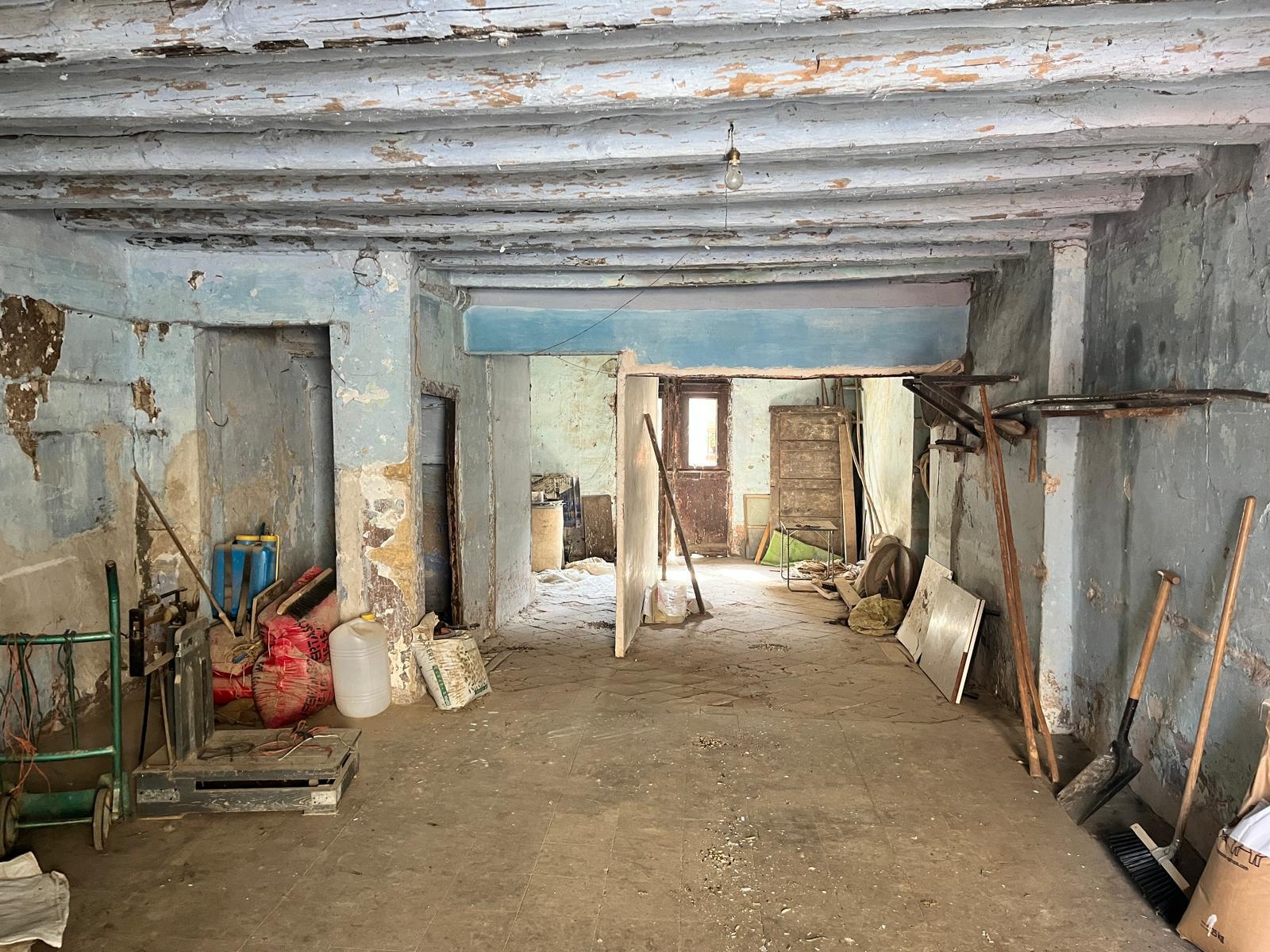 Imagen 2 Casa en venta en Barbastro / Cregenzan, Centro