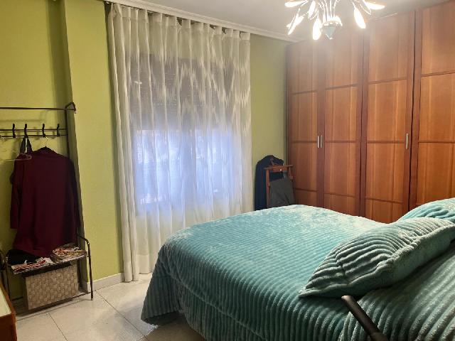 Imagen 5 Inmueble 300457 - Piso en venta en Barbastro / Avenida del Cinca
