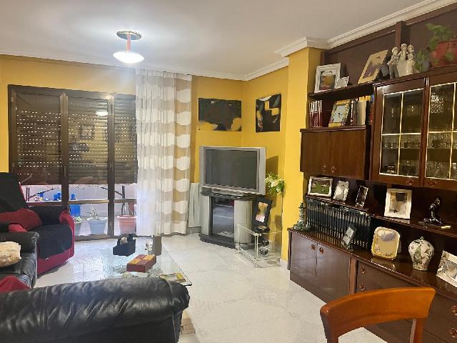 Imagen 3 Inmueble 300457 - Piso en venta en Barbastro / Avenida del Cinca