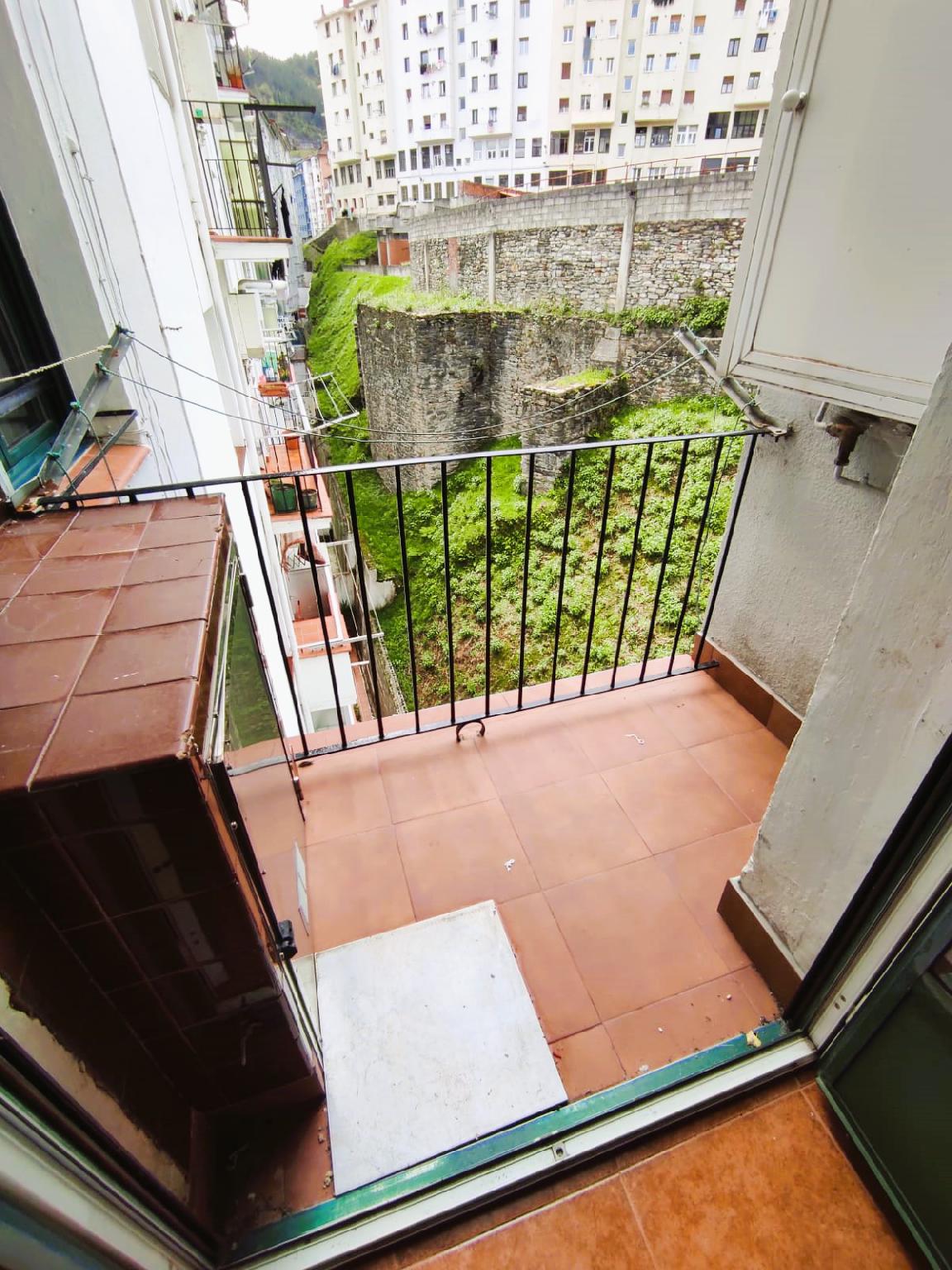 Imagen 21 Piso en venta en Eibar / Zona     Centro