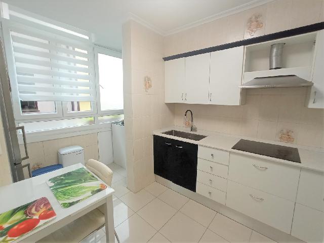 Imagen 4 Inmueble 250788 - Piso en venta en Eibar / Zona     Urkizu