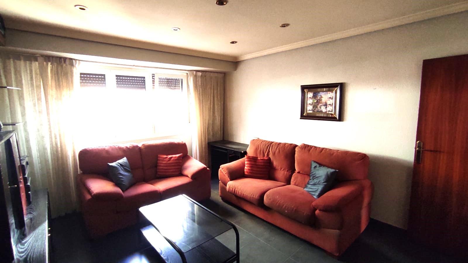 Imagen 1 Piso en venta en Ermua / Zona San Pelayo