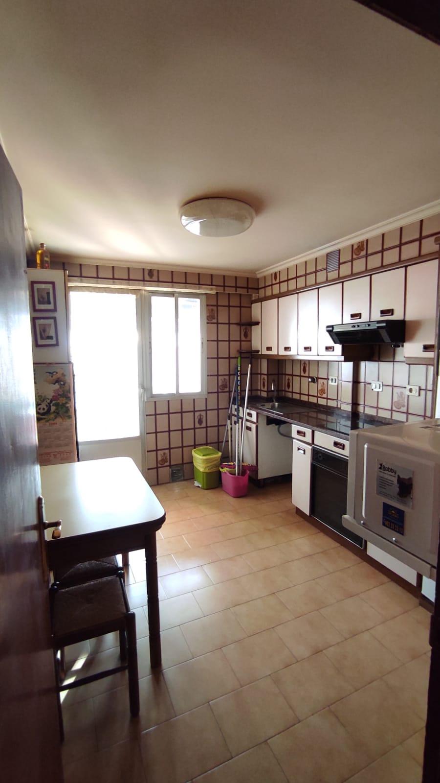 Imagen 6 Piso en venta en Ermua / Zona San Pelayo