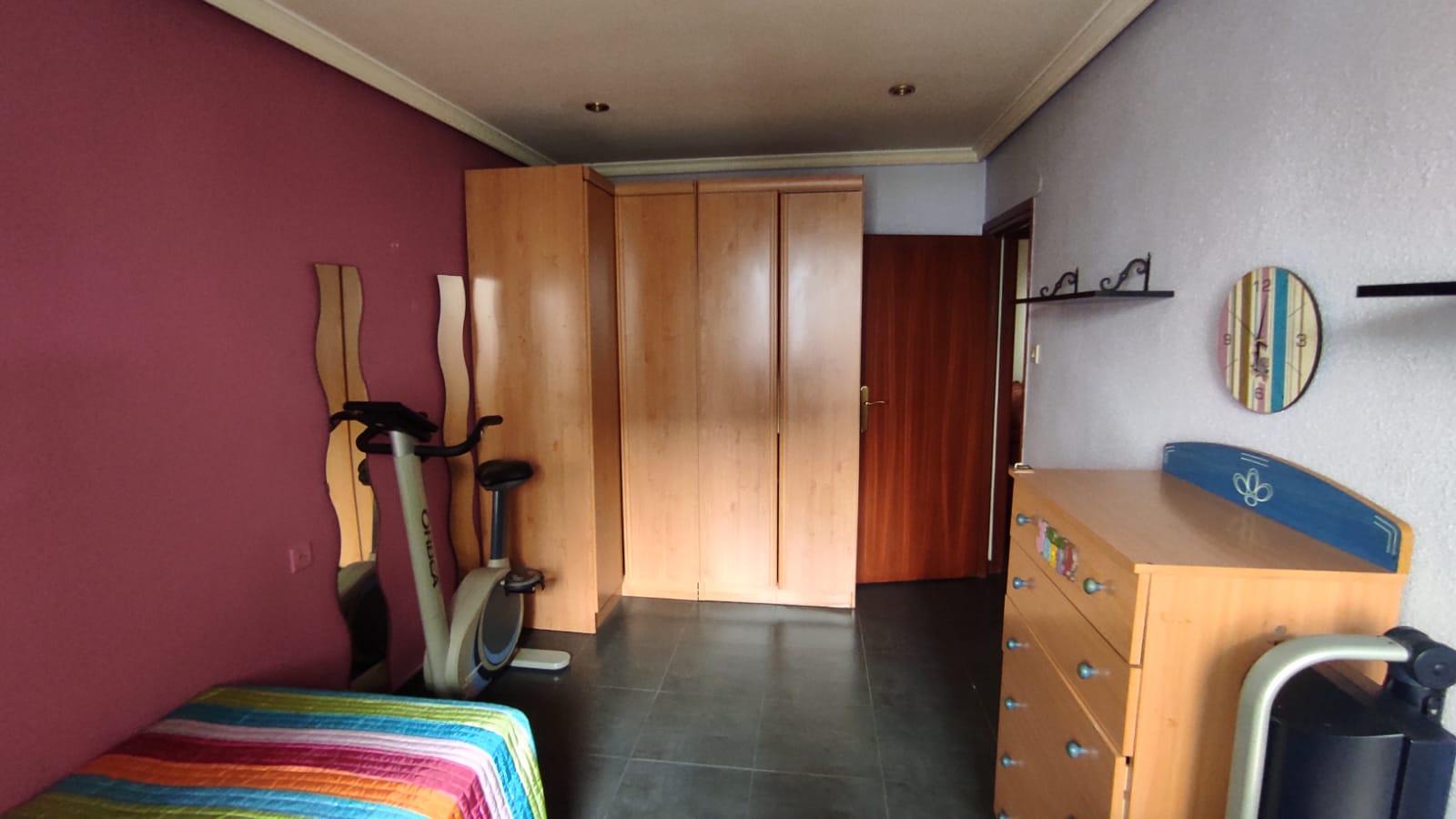 Imagen 25 Piso en venta en Ermua / Zona San Pelayo