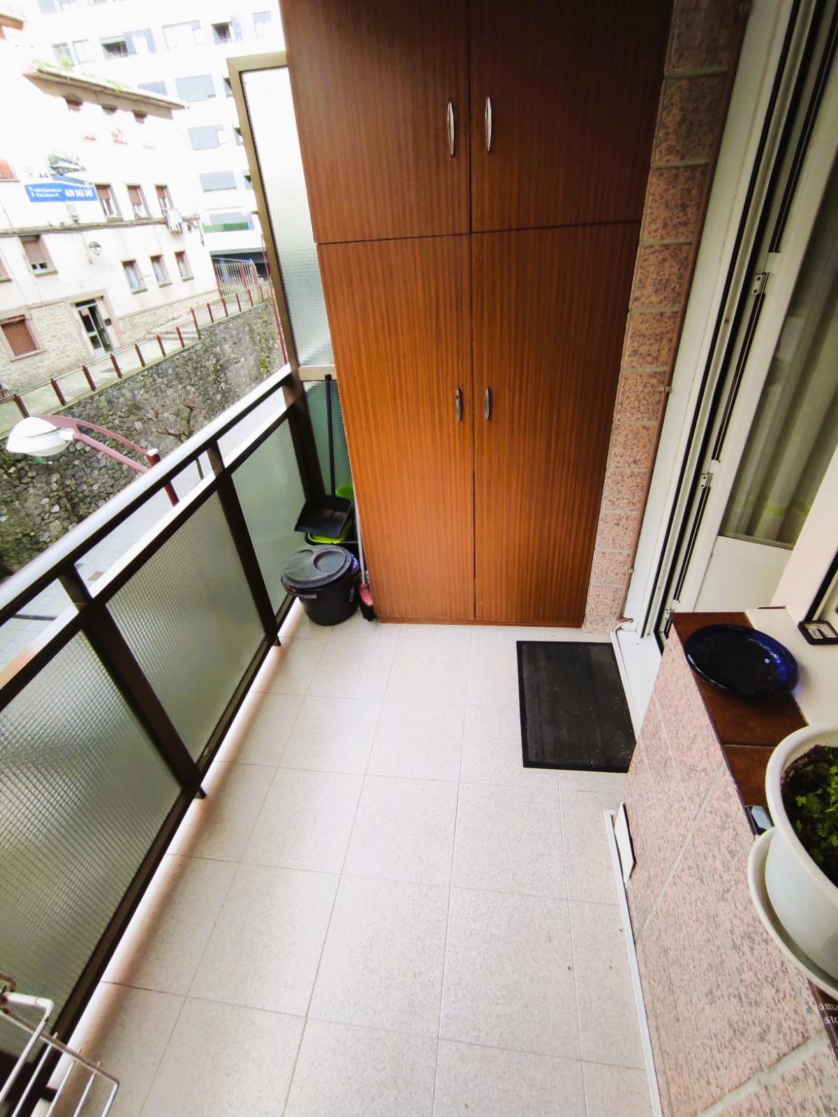 Imagen 23 Piso en venta en Ermua / Zona     Centro