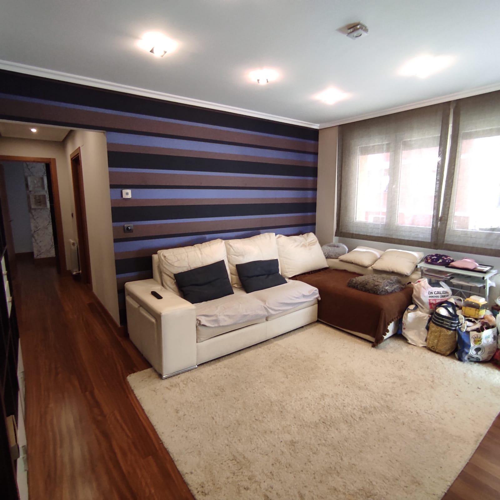 Imagen 38 Piso en venta en Ermua / Zona san antonio, llana y accesible cerca del centro.