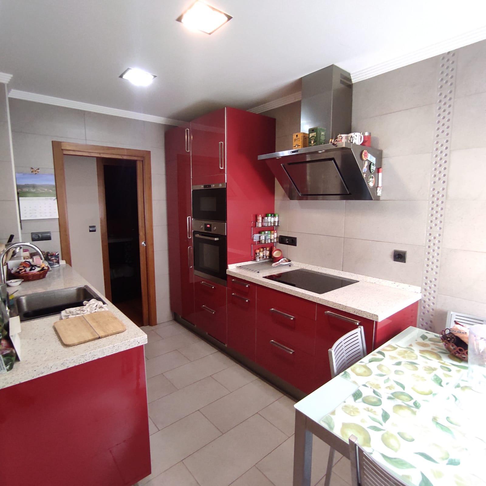 Imagen 18 Piso en venta en Ermua / Zona san antonio, llana y accesible cerca del centro.