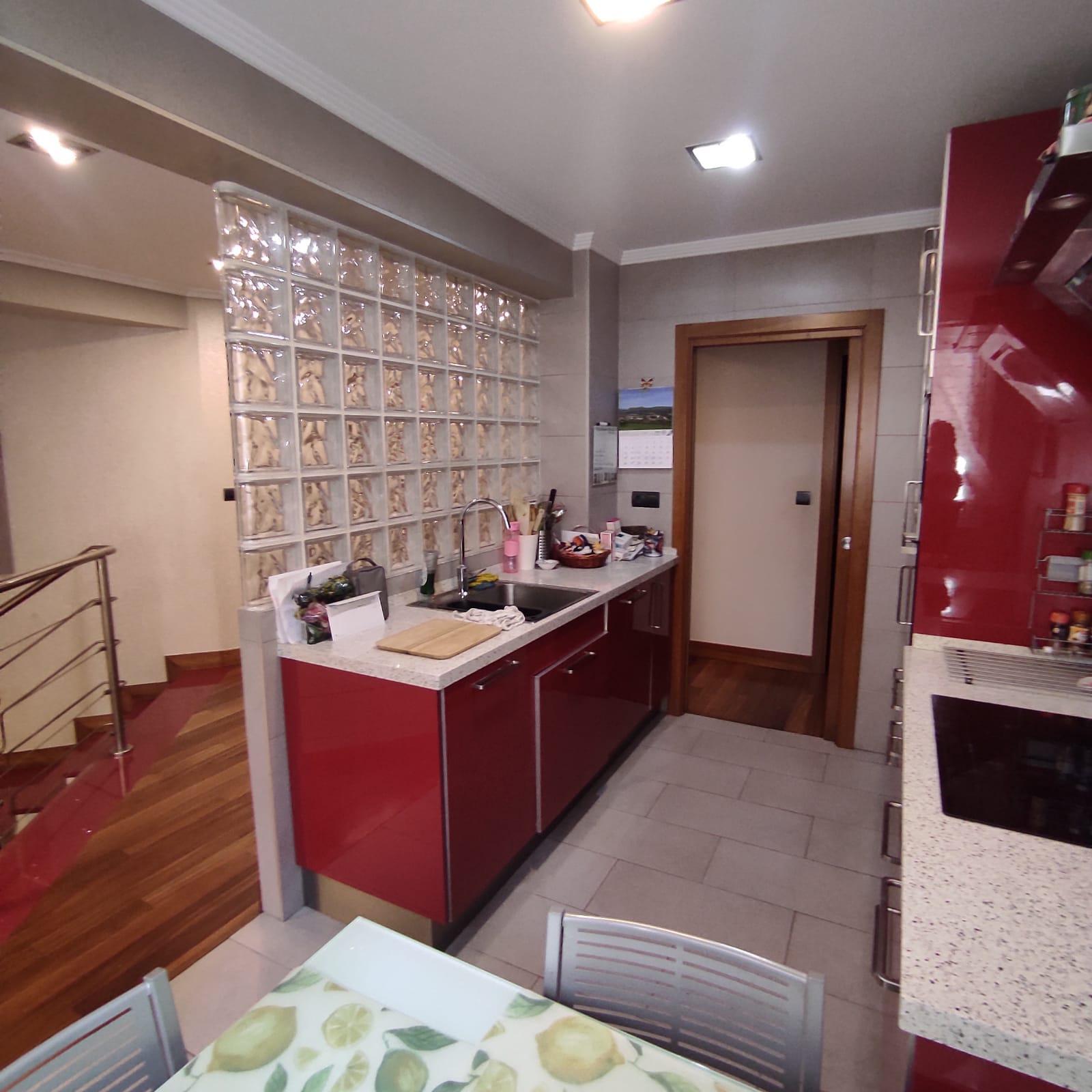 Imagen 19 Piso en venta en Ermua / Zona san antonio, llana y accesible cerca del centro.