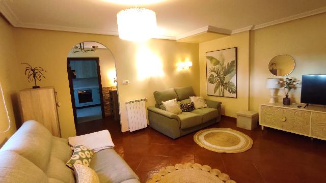 Imagen 19 Inmueble 295551 - Casa en venta en Mendaro / Se vende caserio en Mendaro con terreno, zona llana .