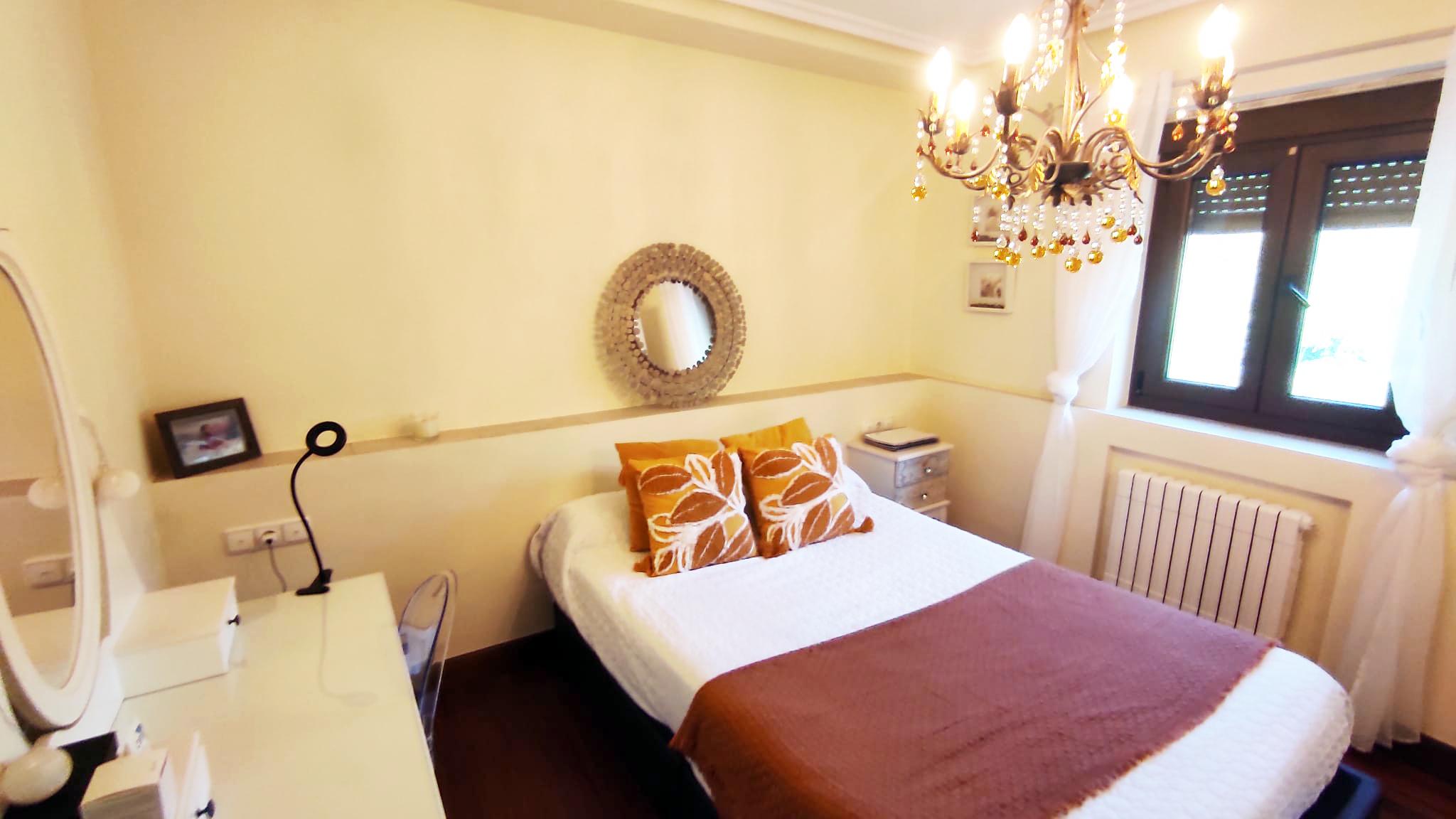 Imagen 4 Casa en venta en Mendaro / Se vende caserio en Mendaro con terreno, zona llana .