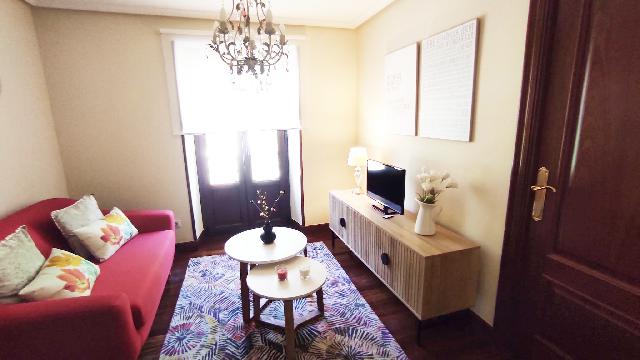 Imagen 3 Inmueble 295551 - Casa en venta en Mendaro / Se vende caserio en Mendaro con terreno, zona llana .