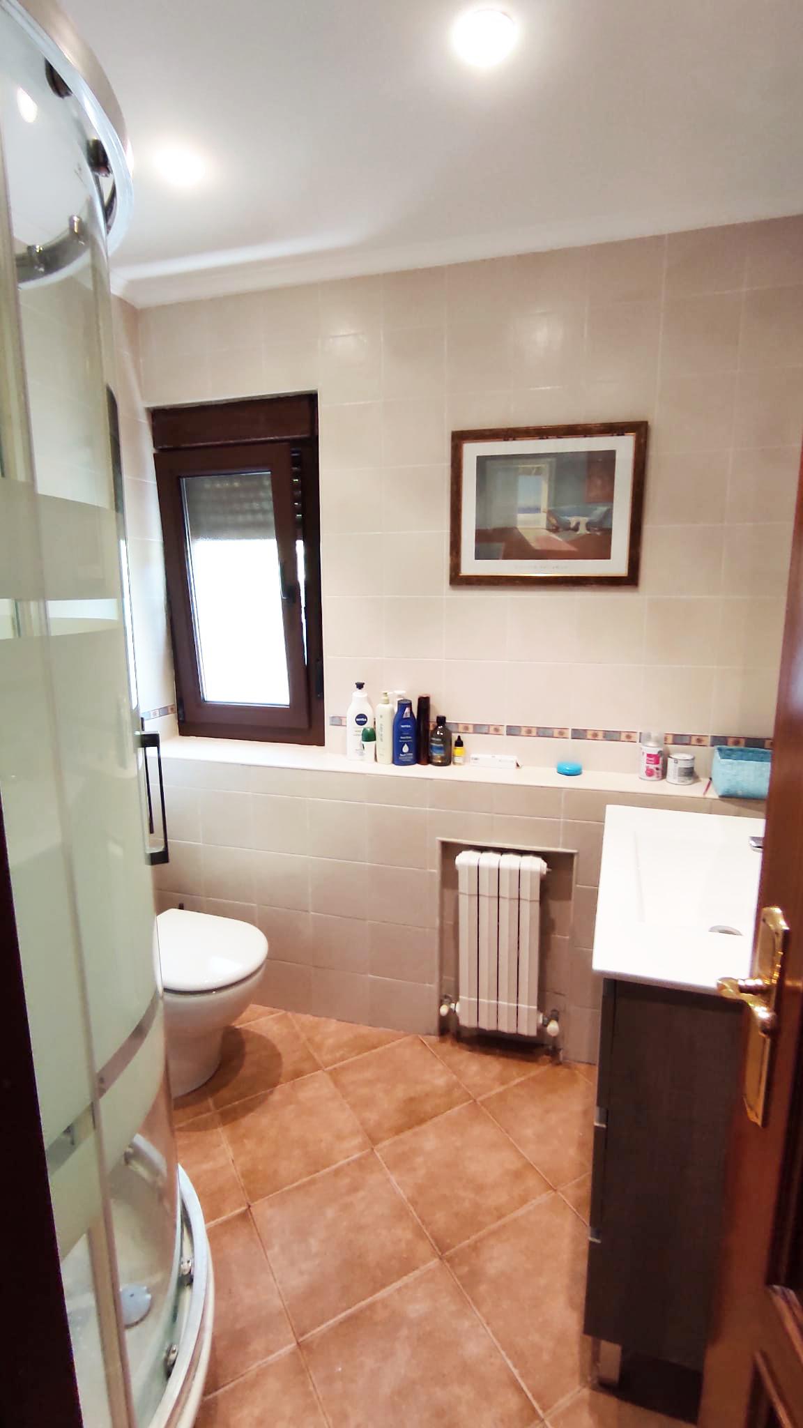 Imagen 9 Casa en venta en Mendaro / Se vende caserio en Mendaro con terreno, zona llana .