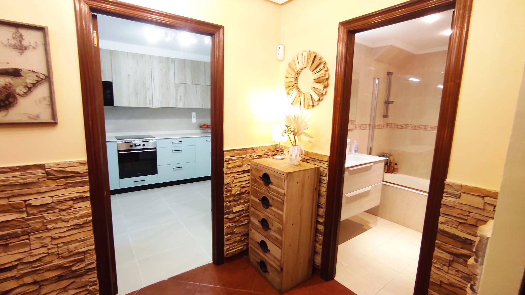 Imagen 10 Casa en venta en Mendaro / Se vende caserio en Mendaro con terreno, zona llana .