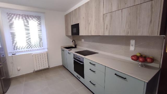 Imagen 1 Inmueble 295551 - Casa en venta en Mendaro / Se vende caserio en Mendaro con terreno, zona llana .