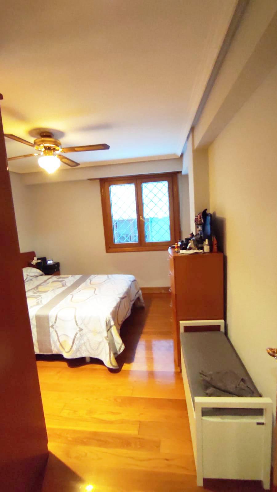 Imagen 17 Piso en venta en Ermua / Centro de Ermua, zona llana y accesible