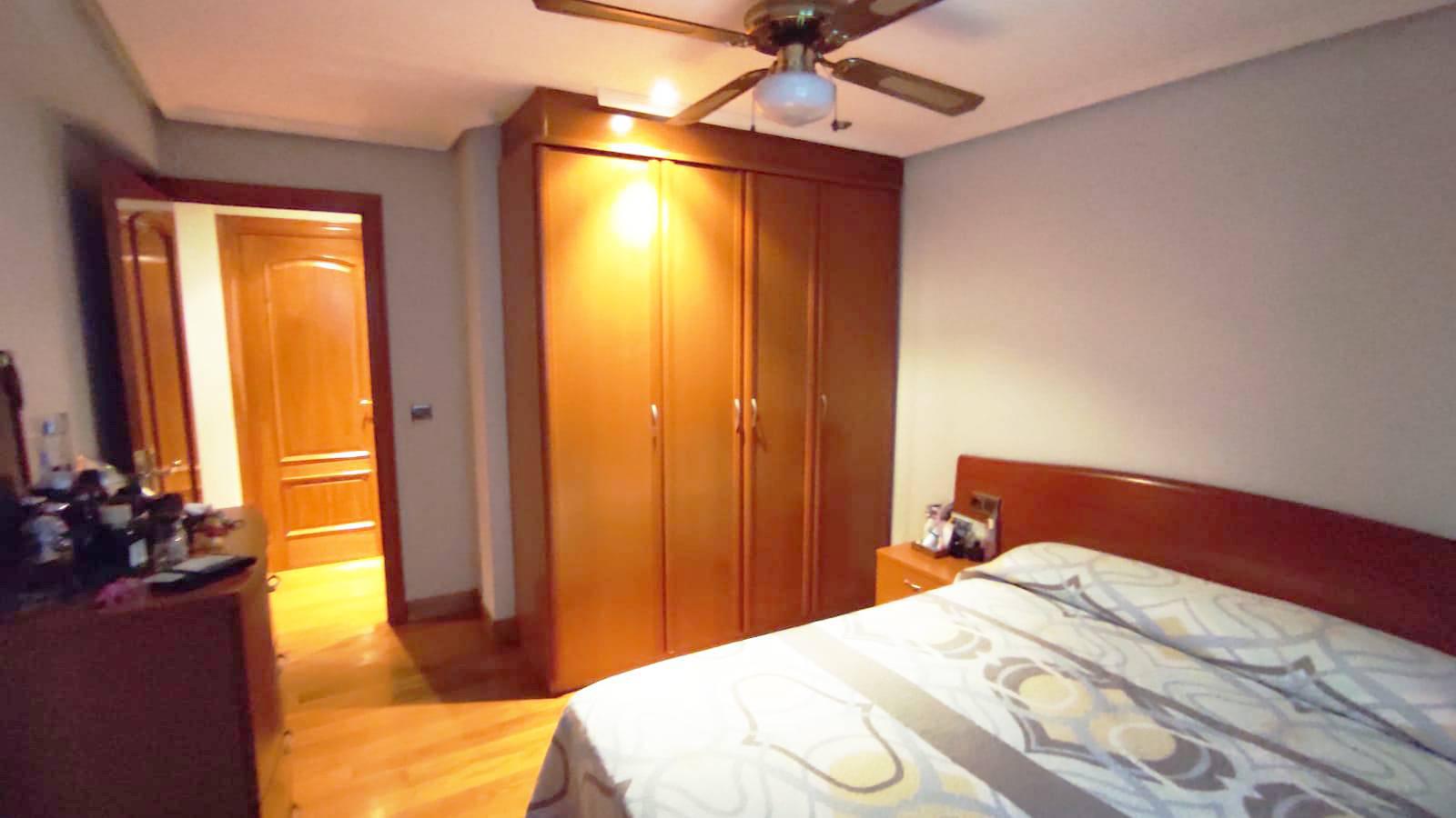 Imagen 20 Piso en venta en Ermua / Centro de Ermua, zona llana y accesible