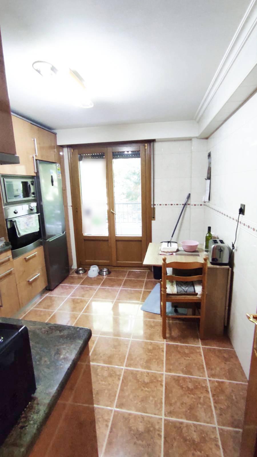 Imagen 13 Piso en venta en Ermua / Centro de Ermua, zona llana y accesible