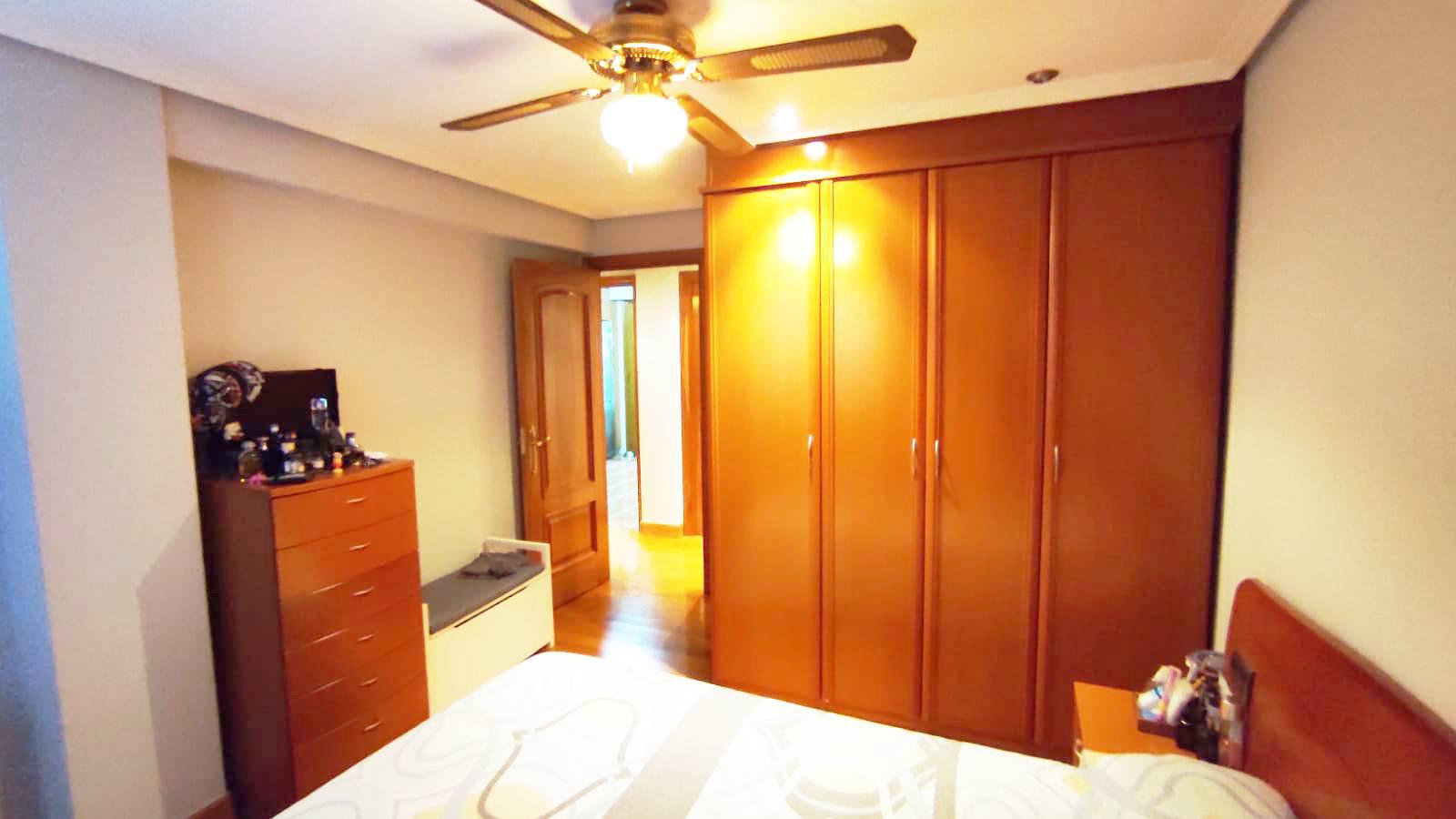 Imagen 19 Piso en venta en Ermua / Centro de Ermua, zona llana y accesible