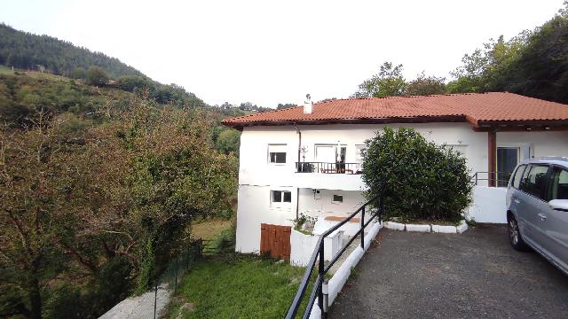 Imagen 13 Inmueble 297192 - Casa Rústica en venta en Elgoibar / Elgoibar, zona accesible, entorno para turismo rural.