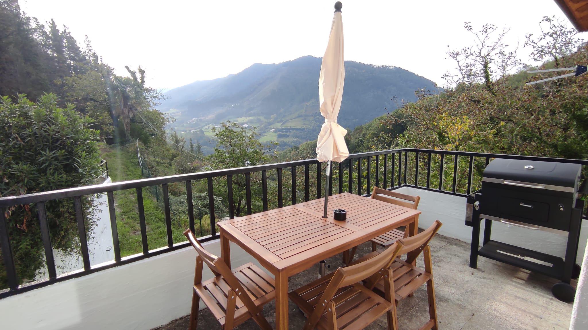 Imagen 3 Casa Rústica en venta en Elgoibar / Elgoibar, zona accesible, entorno para turismo rural.