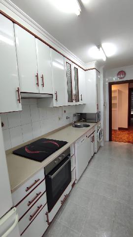 Imagen 2 Inmueble 298178 - Piso en venta en Ermua / Ermua, zona San Pelayo, zona céntrica y accesible.