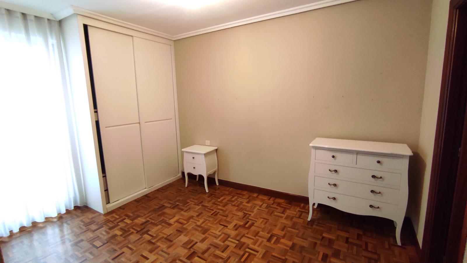 Imagen 19 Piso en venta en Ermua / Ermua, zona San Pelayo, zona céntrica y accesible.