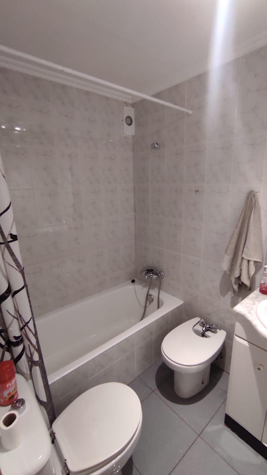 Imagen 4 Piso en venta en Ermua / Ermua, zona San Pelayo, zona céntrica y accesible.