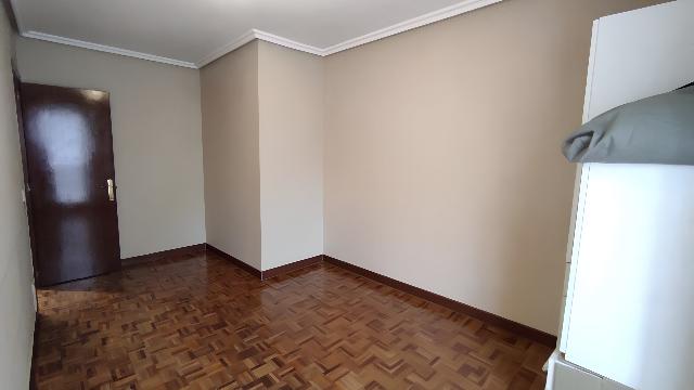 Imagen 22 Inmueble 298178 - Piso en venta en Ermua / Ermua, zona San Pelayo, zona céntrica y accesible.