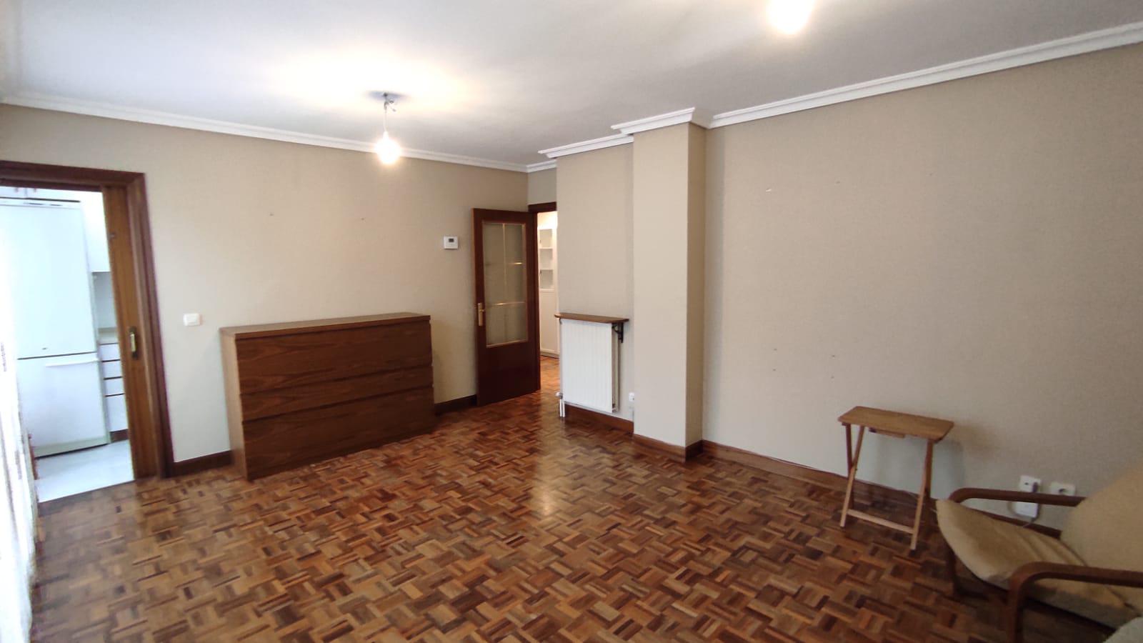 Imagen 14 Piso en venta en Ermua / Ermua, zona San Pelayo, zona céntrica y accesible.