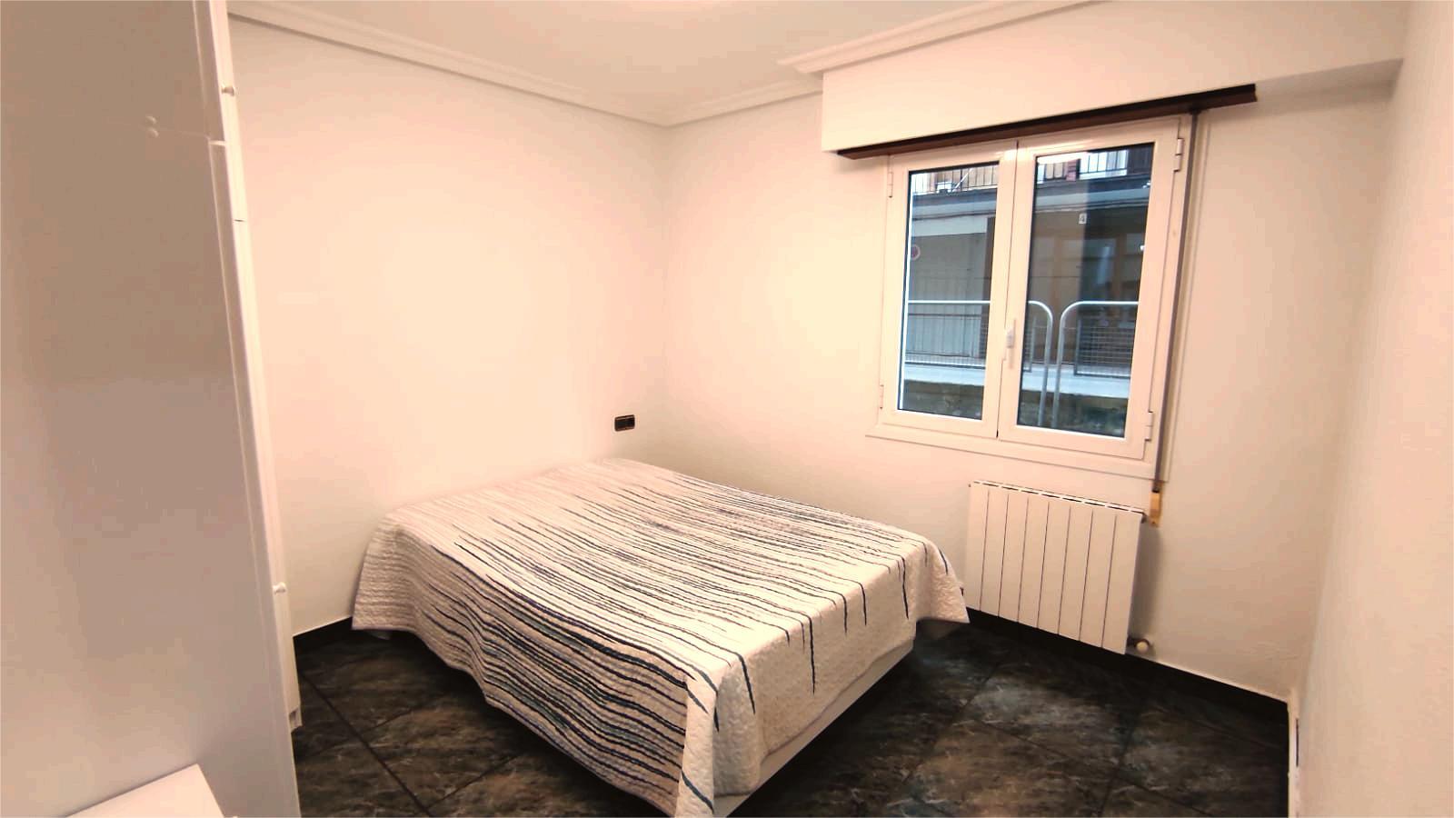 Imagen 18 Piso en venta en Ermua / Zona Centro Zerukoa 1