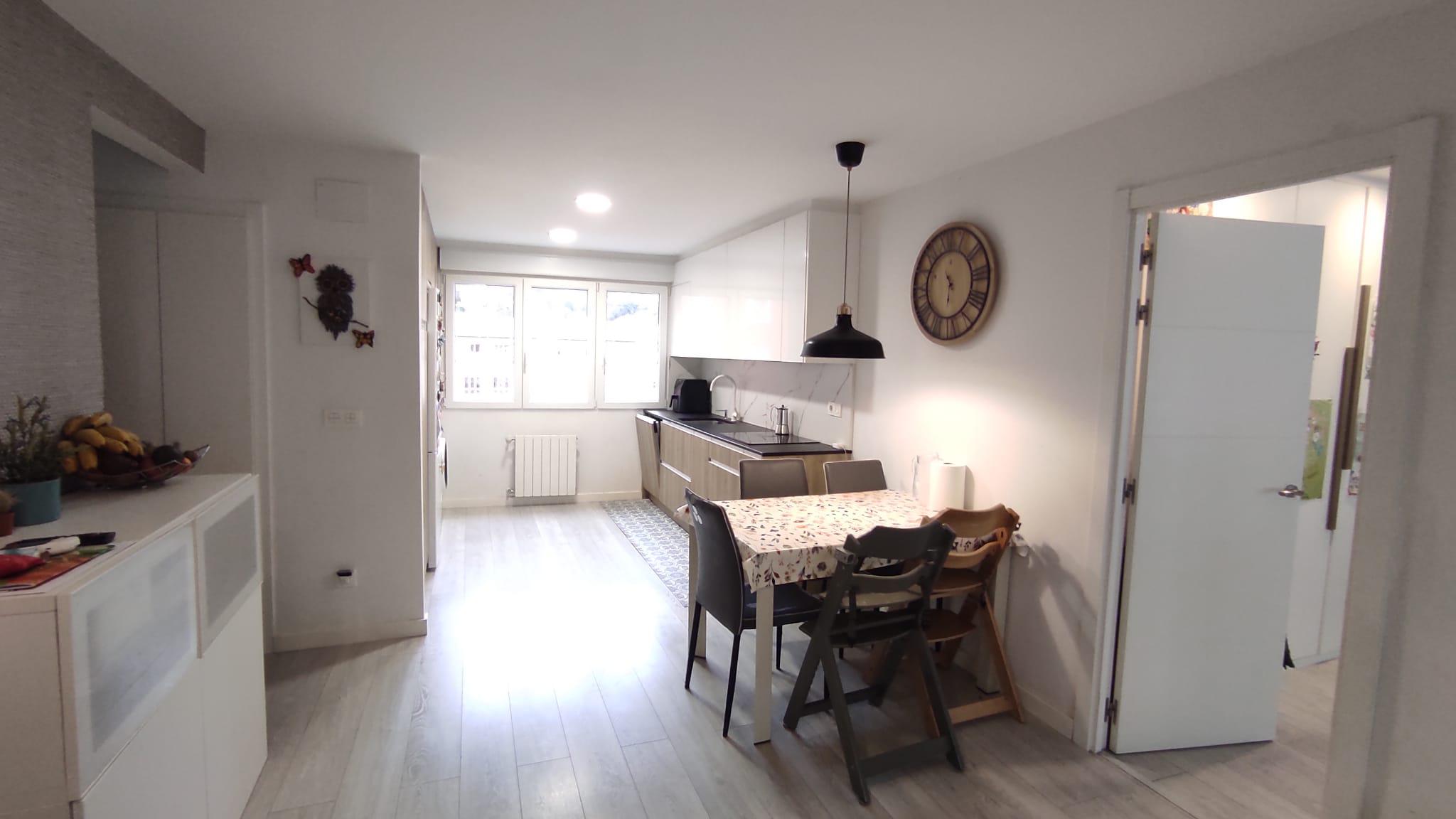 Imagen 13 Piso en venta en Eibar / Zona Ipurua, muy cerca del centro.