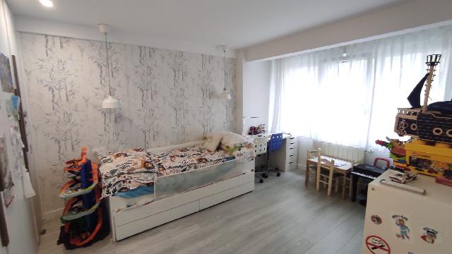 Imagen 4 Inmueble 300247 - Piso en venta en Eibar / Zona Ipurua, muy cerca del centro.