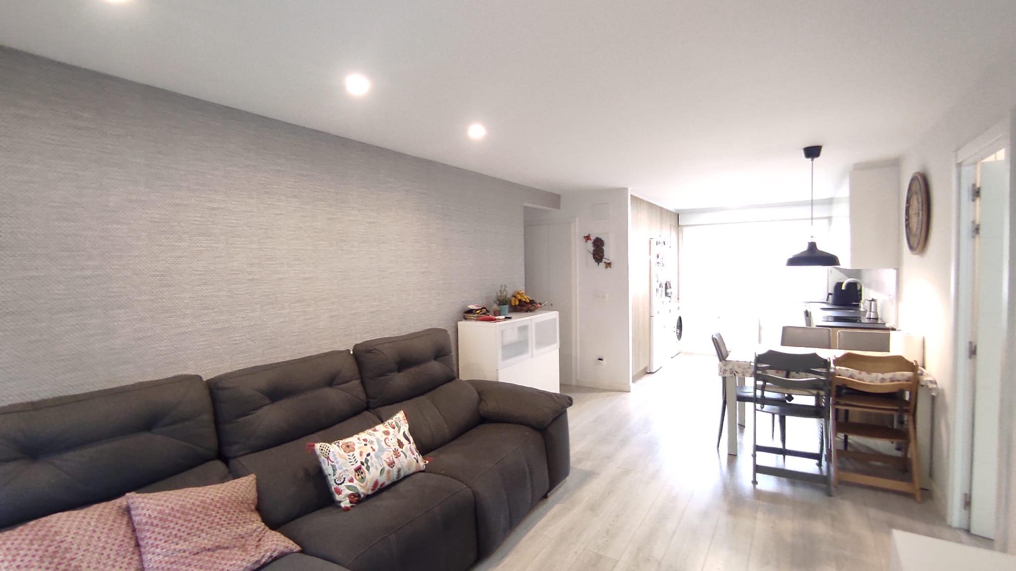 Imagen 2 Piso en venta en Eibar / Zona Ipurua, muy cerca del centro.