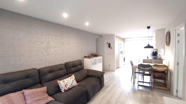 Imagen 2 Inmueble 300247 - Piso en venta en Eibar / Zona Ipurua, muy cerca del centro.