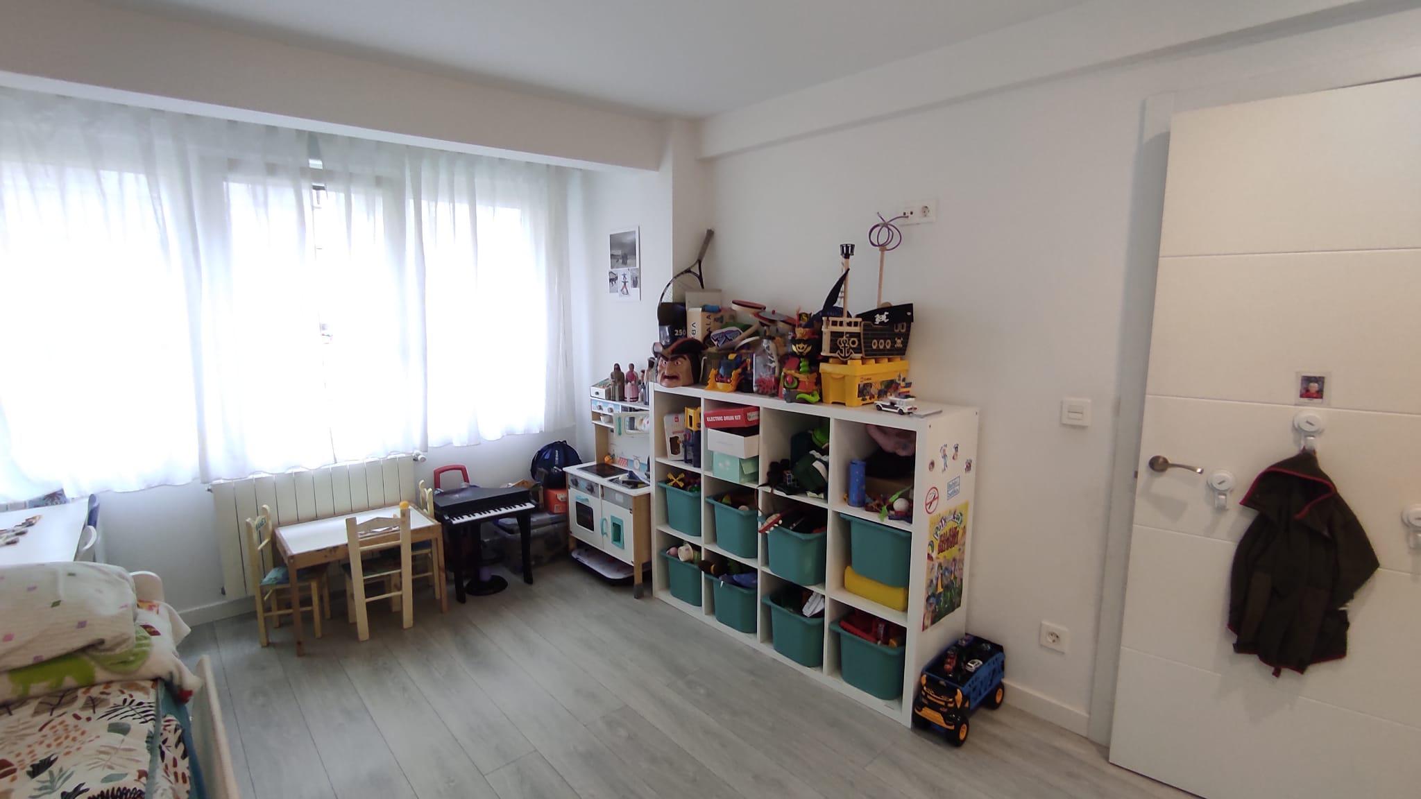 Imagen 27 Piso en venta en Eibar / Zona Ipurua, muy cerca del centro.