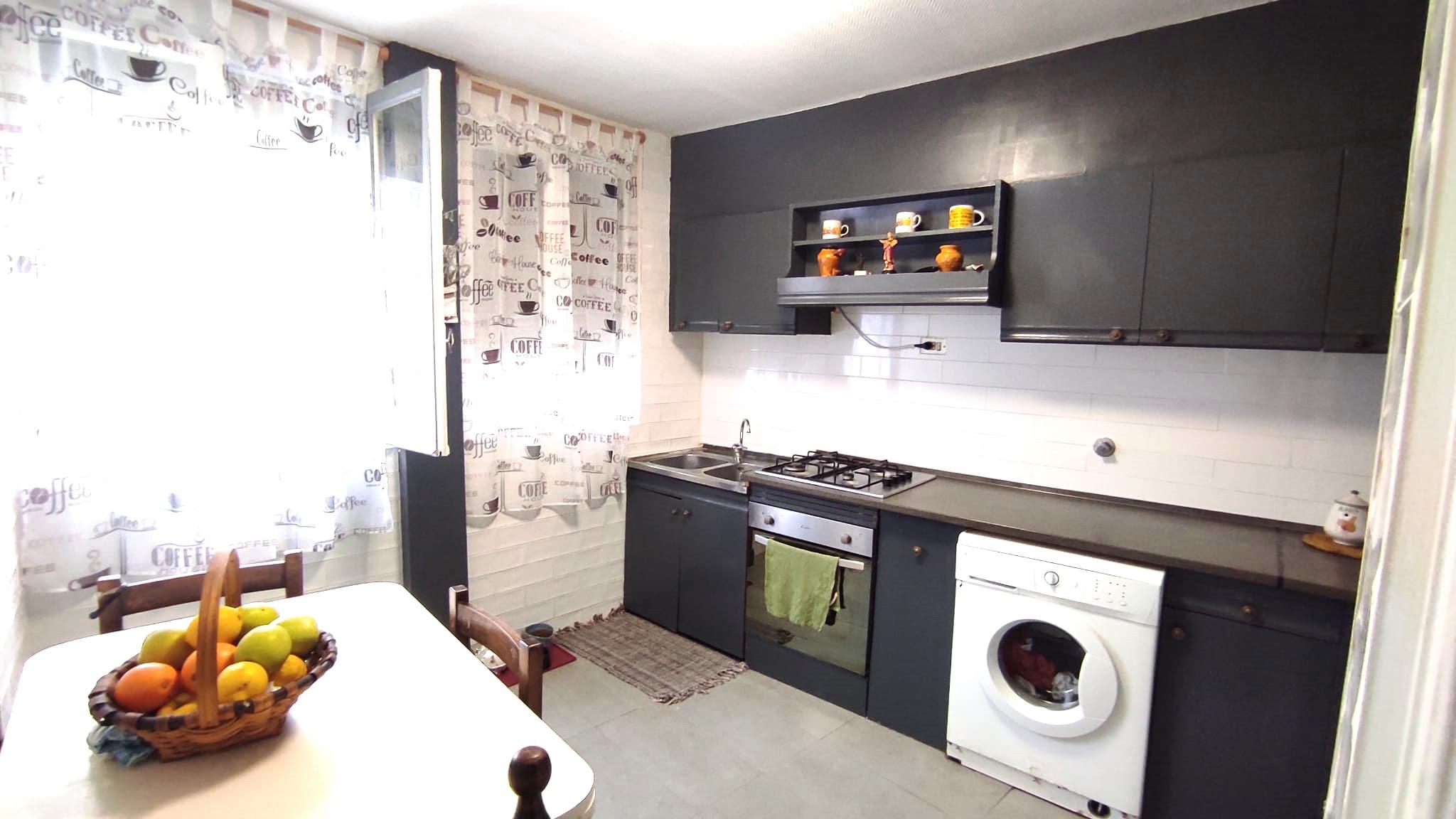 Imagen 2 Piso en venta en Eibar / Zona llana Bidebarrieta