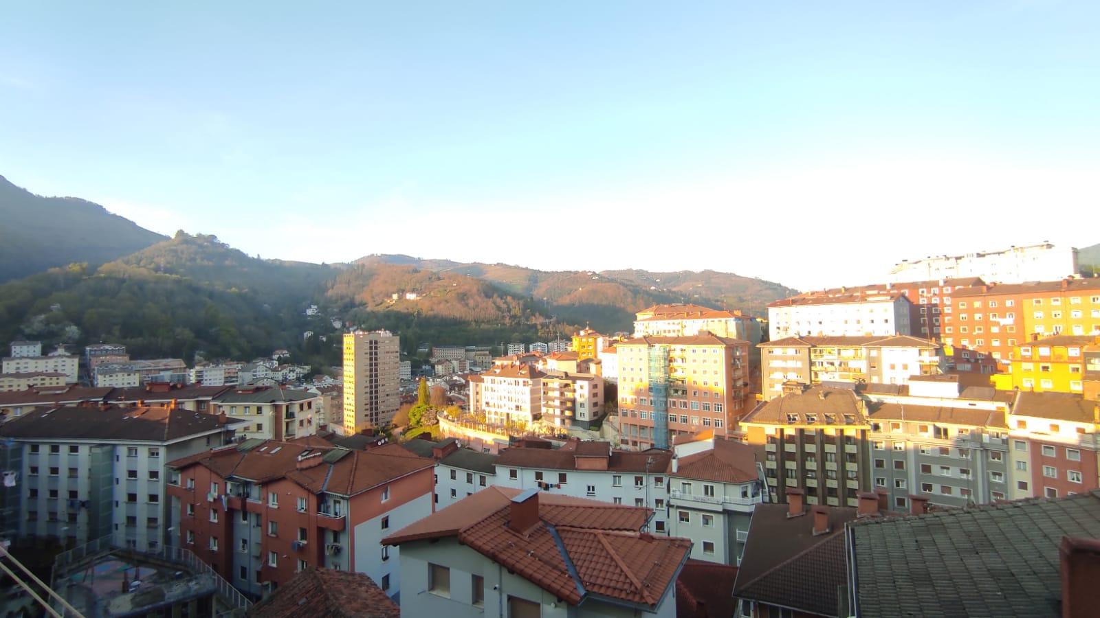 Imagen 2 Piso en venta en Eibar / Zona San Cristobal