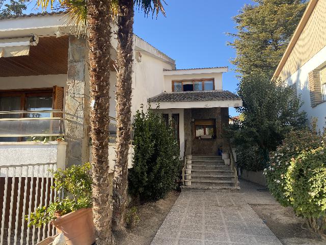 Imagen 3 Inmueble 290533 - Casa Aislada en venta en Mollerussa / En el centro de Mollerussa