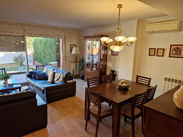 Imagen 3 Inmueble 297224 - Casa en venta en Alpicat / Casa adosada en  Alpicat