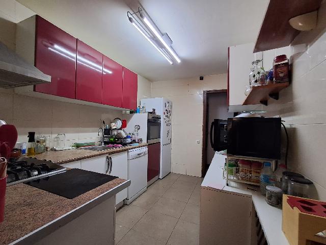 Imagen 2 Inmueble 299732 - Piso en venta en Lleida / Calle Bisbe Ruano