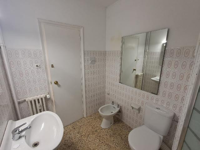 Imagen 5 Inmueble 300741 - Piso en venta en Lleida / Avenida Alcalde Rovira Roure