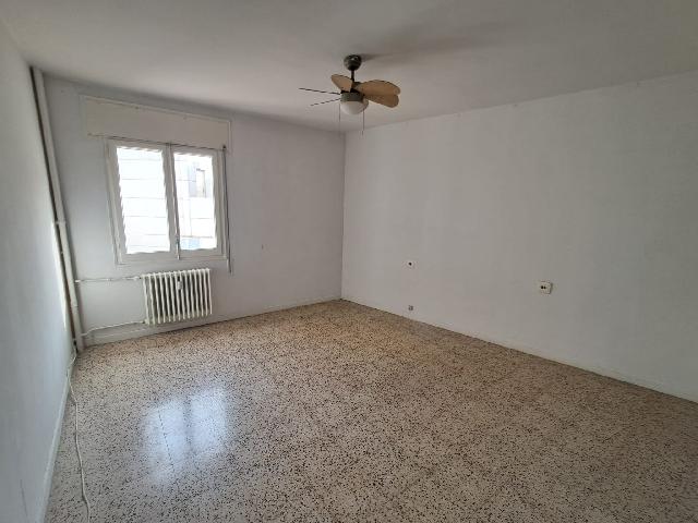 Imagen 8 Inmueble 300741 - Piso en venta en Lleida / Avenida Alcalde Rovira Roure