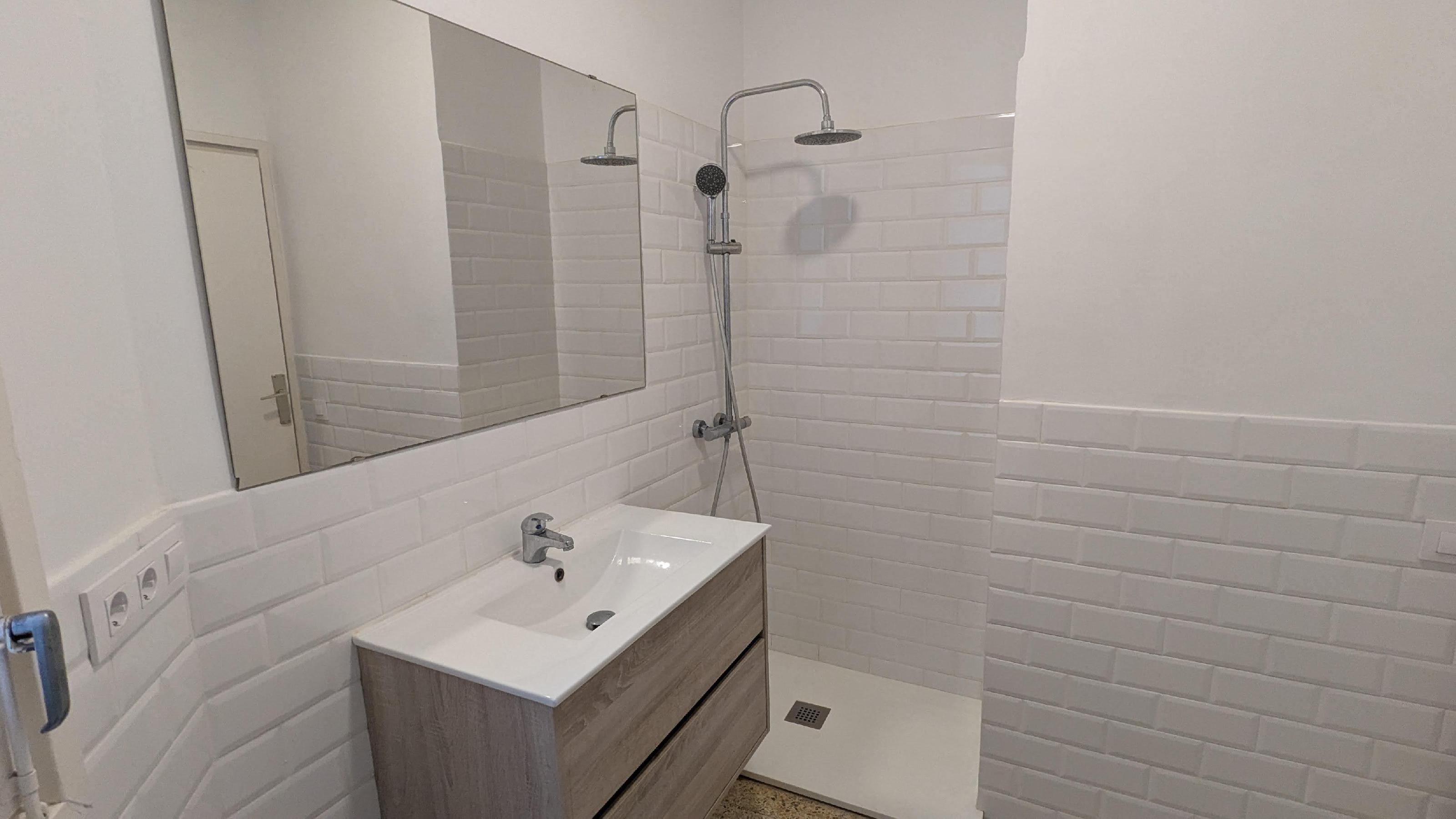 Imagen 5 Piso en venta en Barcelona / Mare de Deu de Montserrat