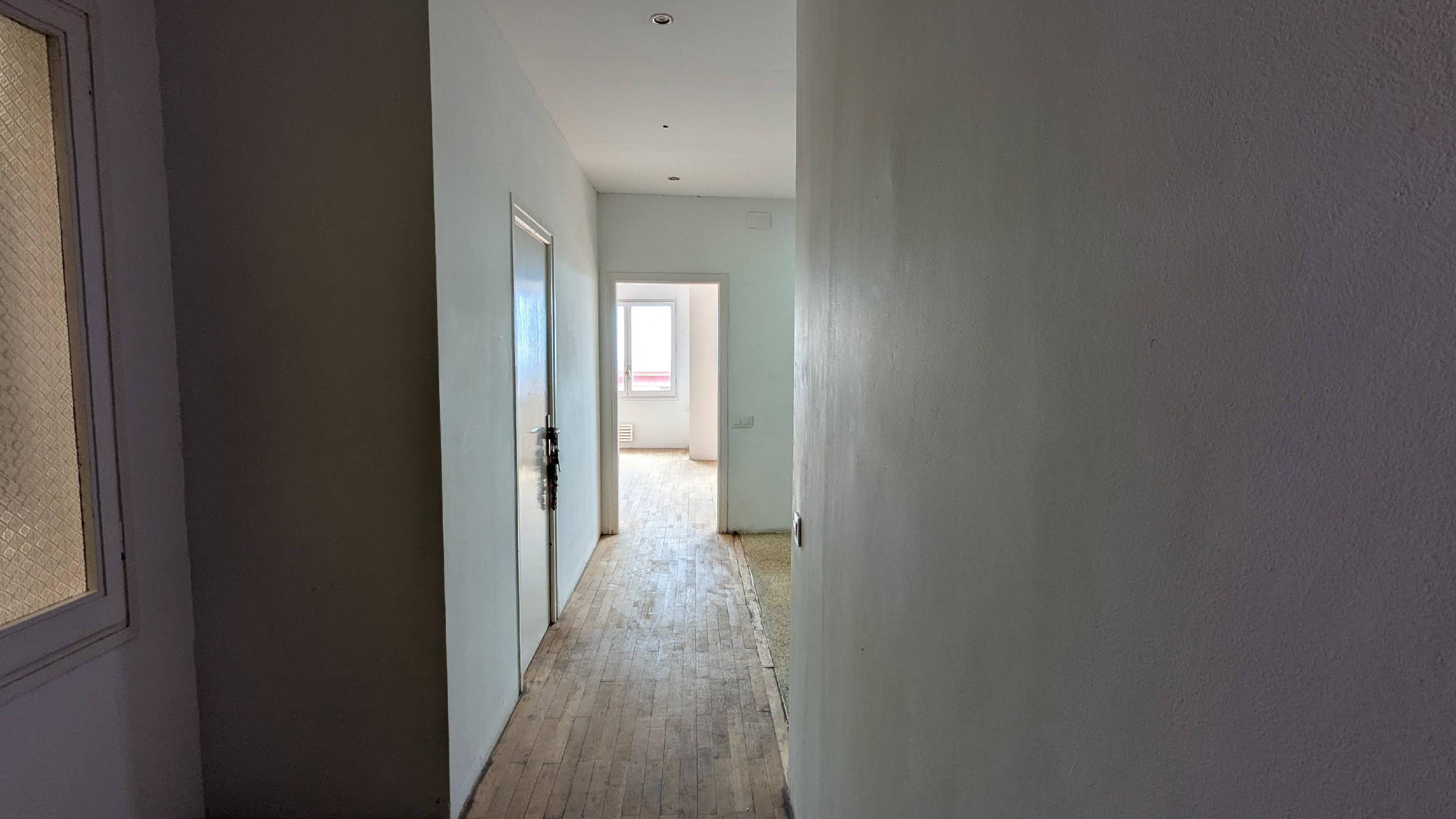 Imagen 6 Piso en venta en Barcelona / Mare de Deu de Montserrat