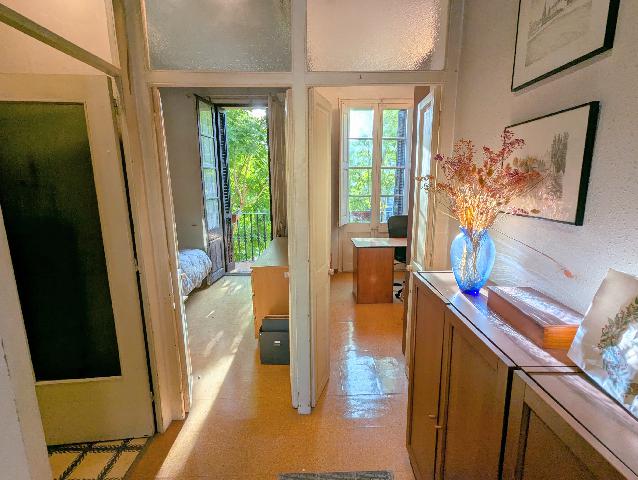 Imagen 1 Inmueble 299265 - Piso en venta en Barcelona / Ramon y Cajal con Plaça Joanic