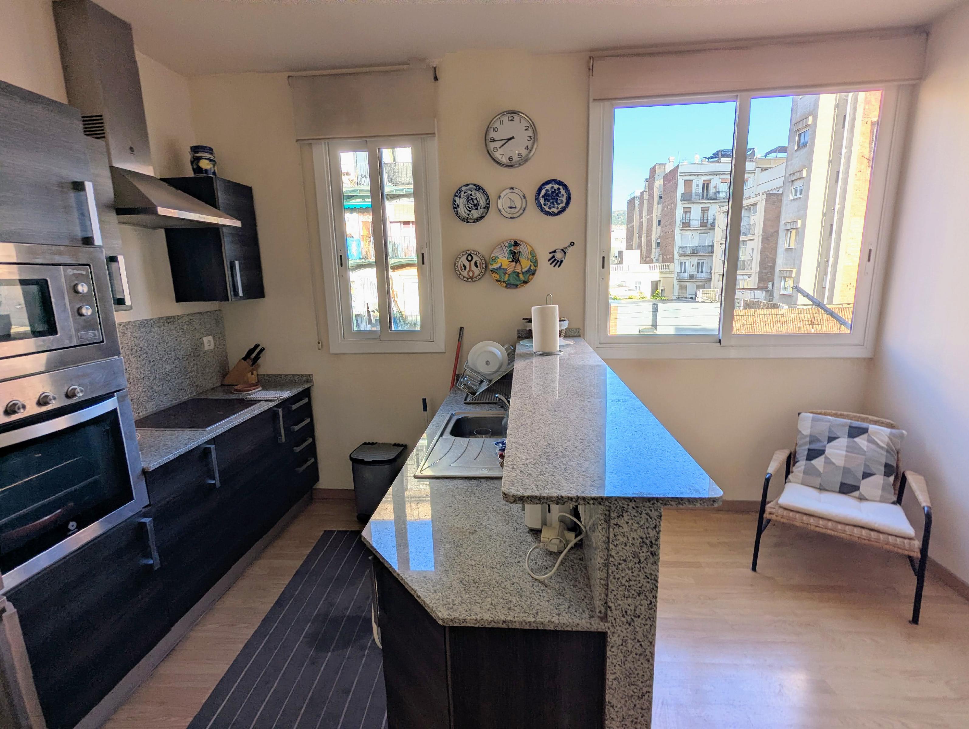 Imagen 5 Piso en venta en Barcelona / Ramon y Cajal con Plaça Joanic